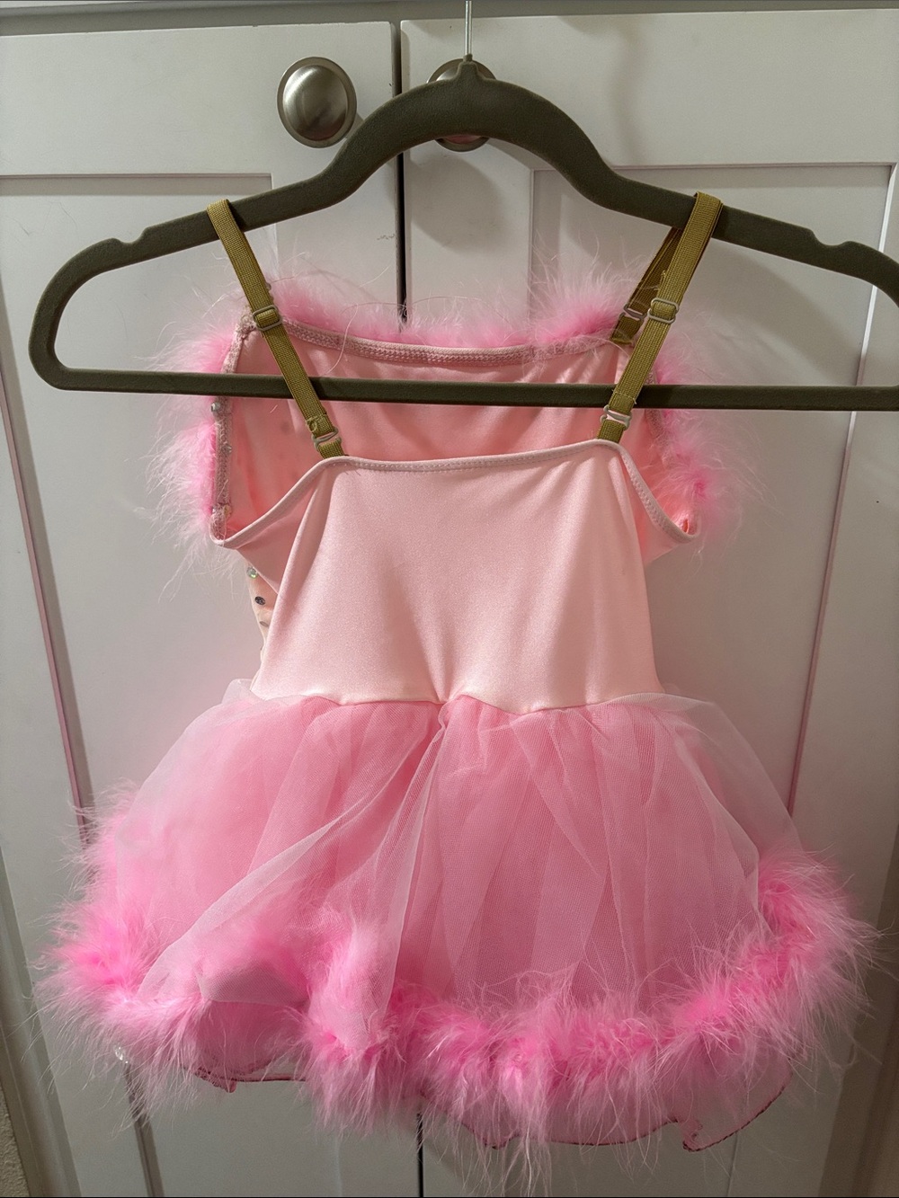 Revolution Dance Outfit - Picture 3 of 7